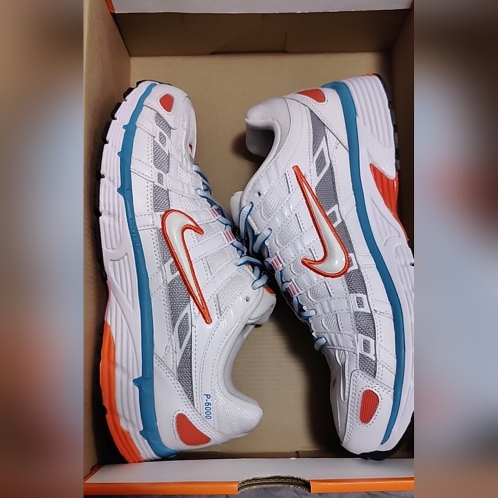Nike Sneakers Miami Dolphins Football Inspired Colors Size 8.5